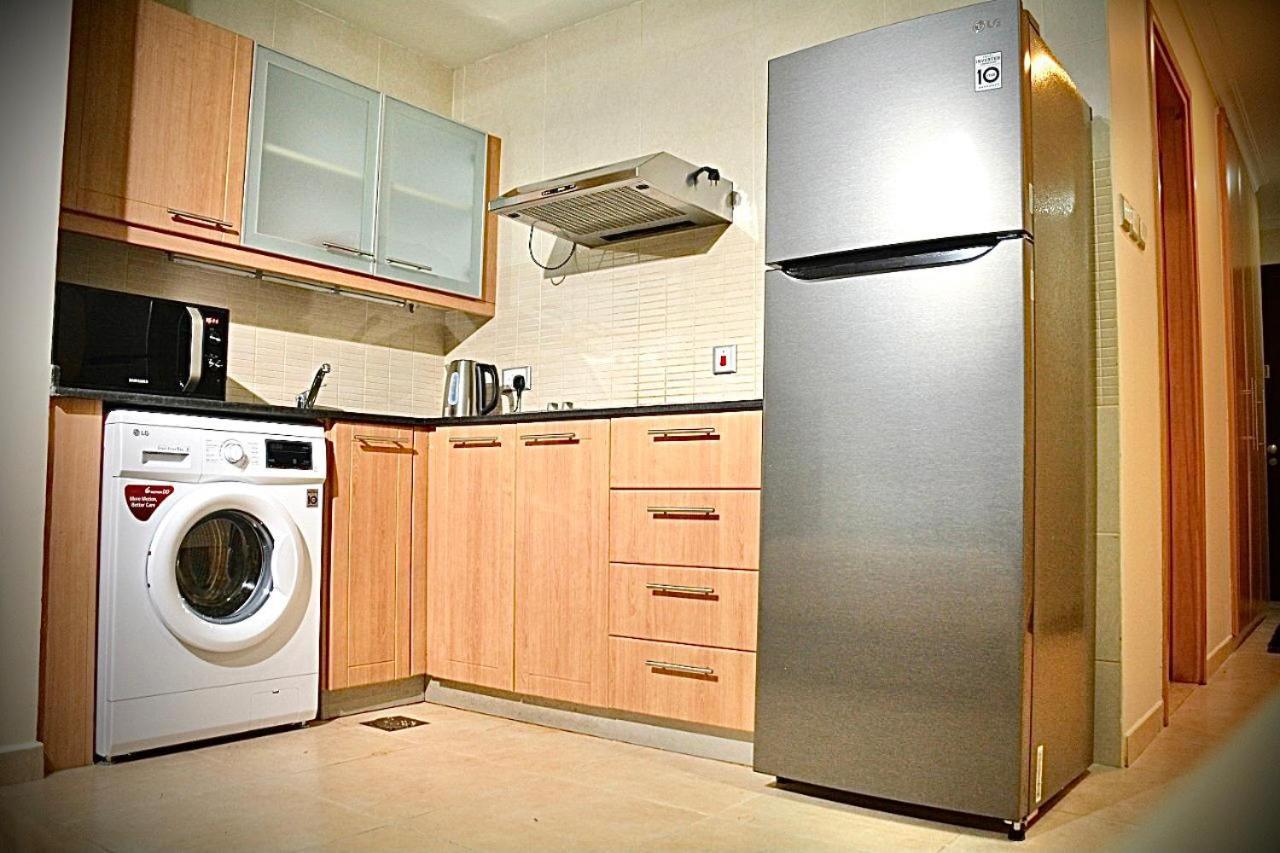 Zumurud Tower Apartment Dubai Exterior photo